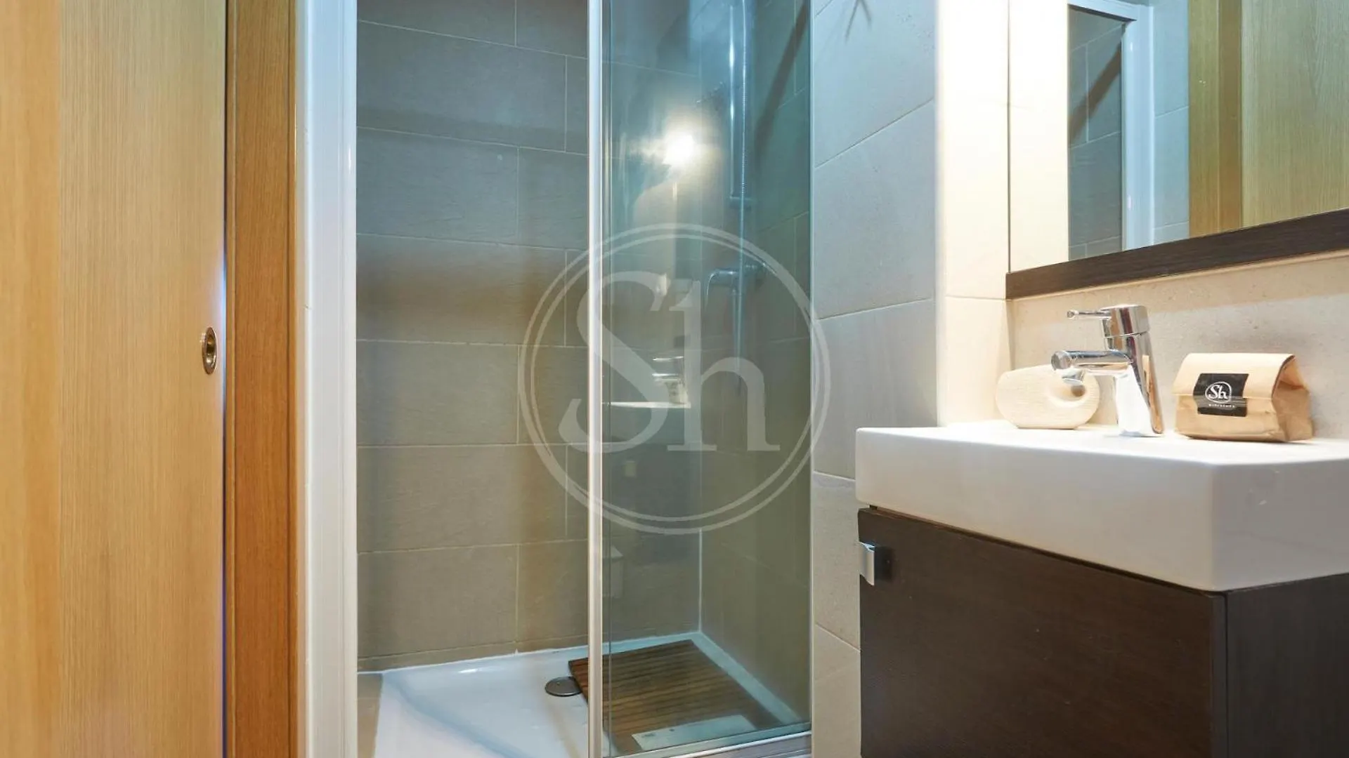 Moderno Estudio En Eixample Barcelona