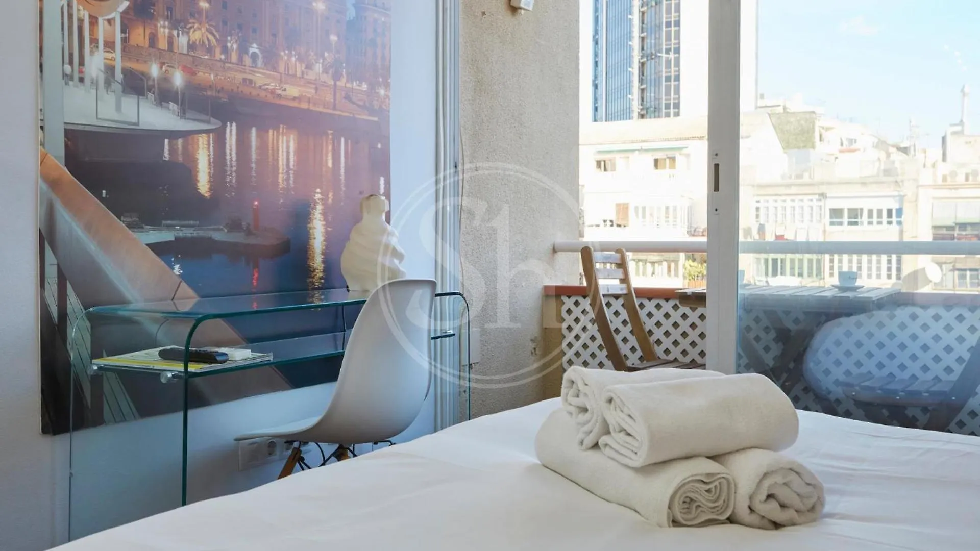 Moderno Estudio En Eixample Barcellona Spagna