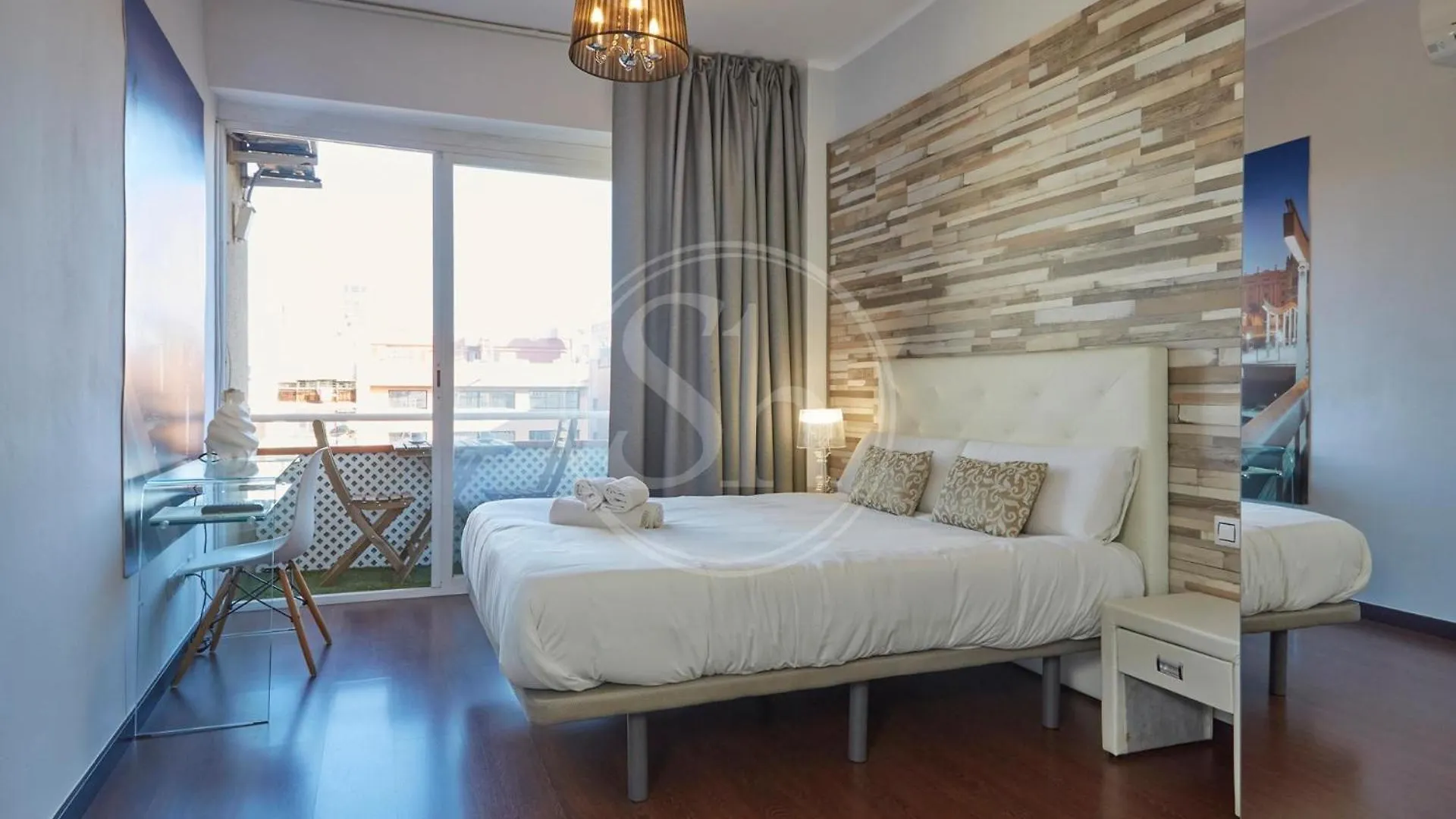 Moderno Estudio En Eixample Barcellona